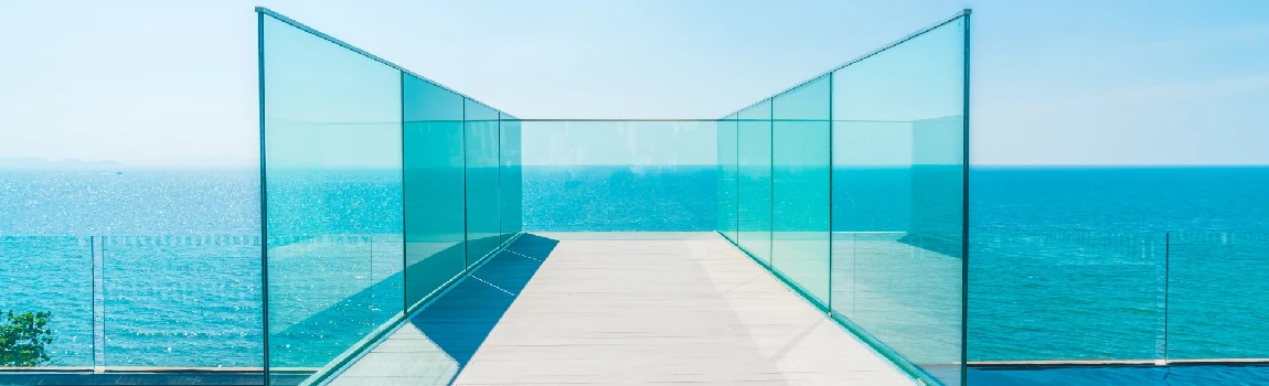 Customized Glass Pool Fence Repair Services in Apopka, FL